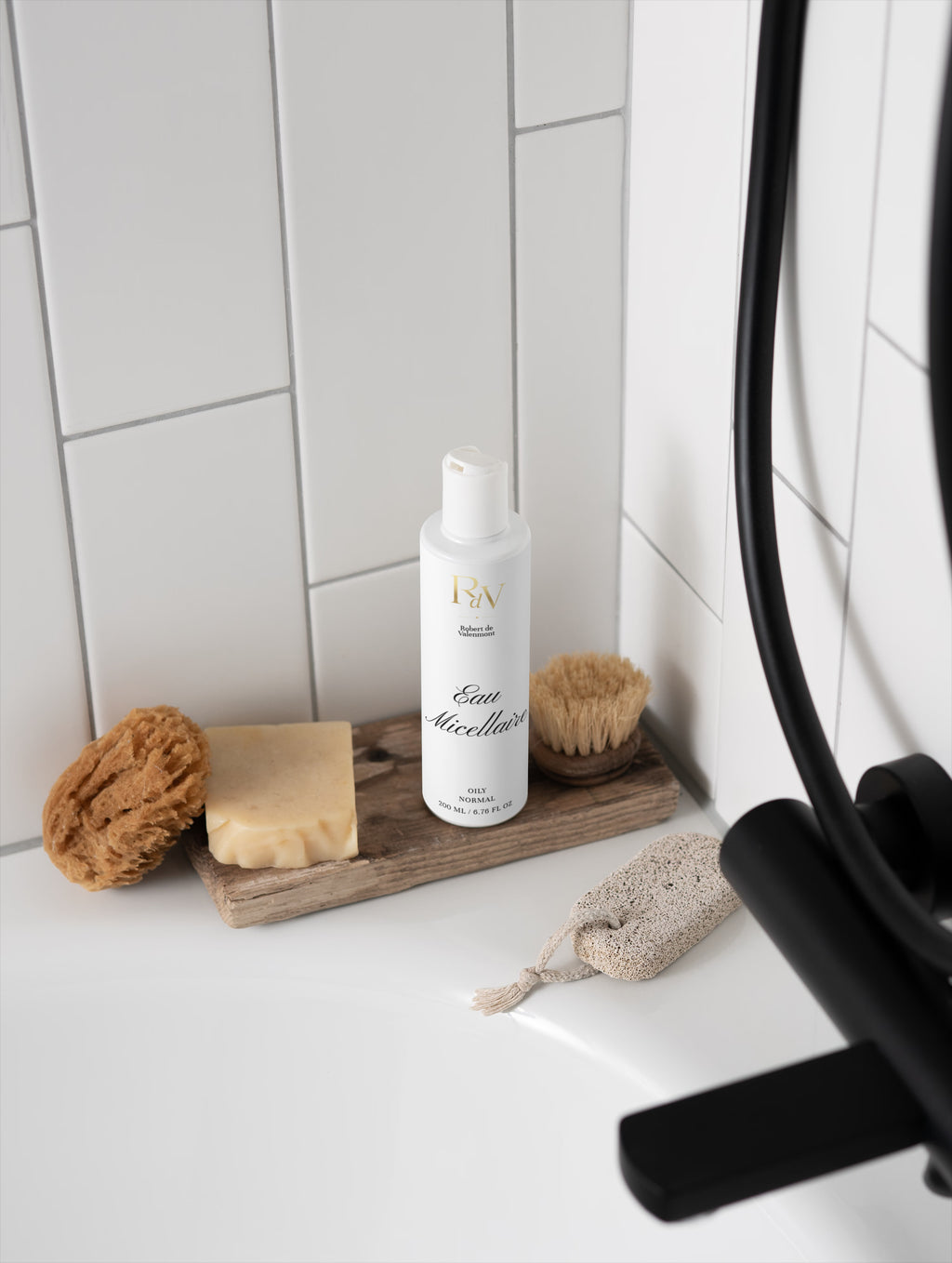 Eau Micellaire · Feuchtigkeitsspendendes Mizellen-Reinigungswasser